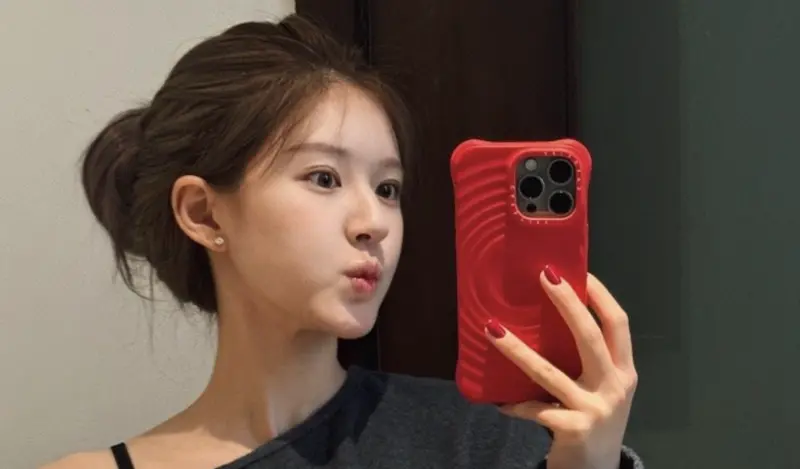 趙露思怒槓銀河酷娛！發文點名罵「全宇宙都是徐喆的」他究竟是誰