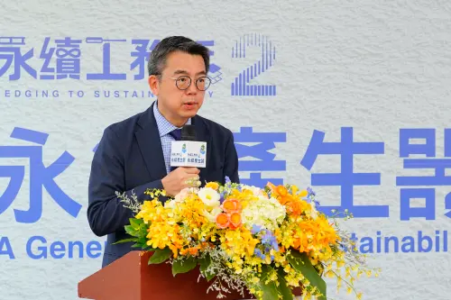 ▲冠德建設總經理張勝安致詞，分享企業推動綠色都更與永續營建的行動與願景。