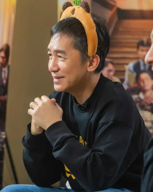 ▲梁朝偉憑藉侯孝賢導演執導的電影《悲情城市》進入大眾視野。(圖/翻攝自梁朝偉IG) ▲梁朝偉憑藉侯孝賢導演執導的電影《悲情城市》進入大眾視野。(圖/翻攝自梁朝偉IG)