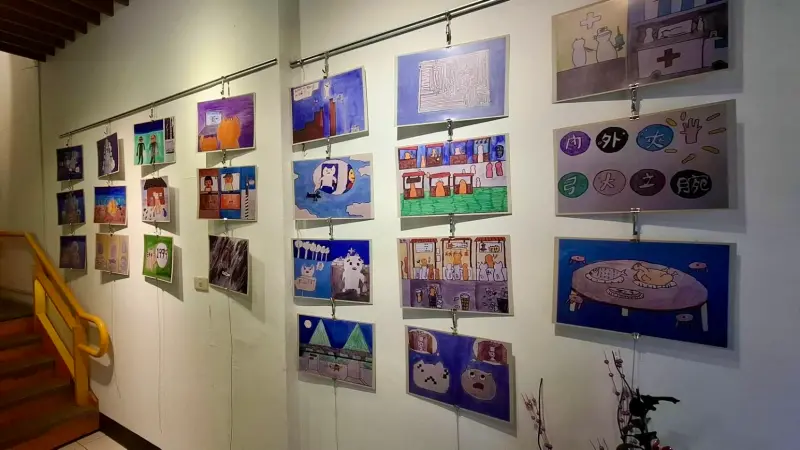 ▲紙芝居在地故事聯展「山海傳情、古厝懷思」即日起至7/12林園圖書館登場。（圖／翻攝畫面）