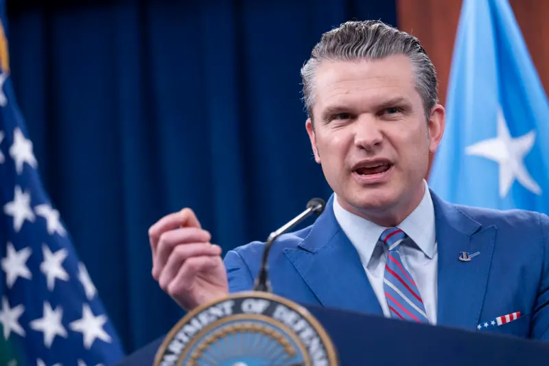 ▲多家外媒引述消息人士報導，美國國防部長赫格塞斯，已下令派駐全球各地美軍高階將領，下週二需在維吉尼亞州一個海軍陸戰隊基地集結開會，具體原因還不明確。（圖／美聯社／達志影像）