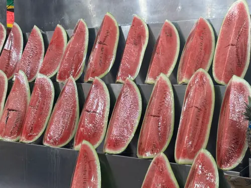 西瓜別直接放冰箱！日本保存秘技多放1個月　挑法、懶人切法一覽
