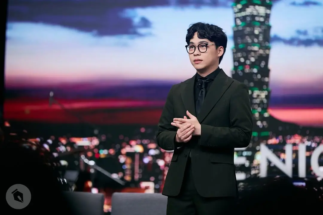 ▲賀瓏（如圖）爆出劈腿Albee、讓天殘墮胎等爭議後，形象大跌，雖然Albee發聲否認介入兩人感情，但外界還是不買帳，多位藝人也火速切割賀瓏，但沒想到近日有工作人員逆風發聲，公開賀瓏過去暖舉，還表示「至少他在我心中沒那麼糟」。（圖／賀瓏IG）