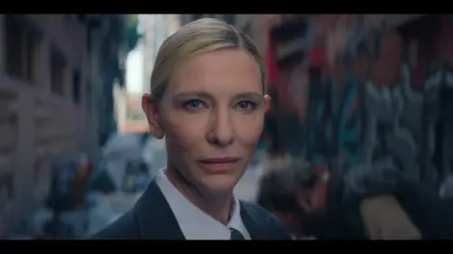 ▲凱特布蘭琪驚喜客串《魷魚遊戲3》單「西裝女」。（圖／Netflix）