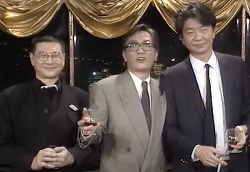 ▲倪匡（左起）、黃霑、蔡瀾一起主持《今夜不設防》，話題辛辣、大膽成為話題。（圖／摘自YouTube）