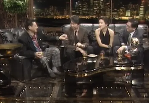 ▲倪匡（左起）、蔡瀾、林青霞、黃霑曾在《今夜不設防》大大聊私密的話題。（圖／摘自YouTube）