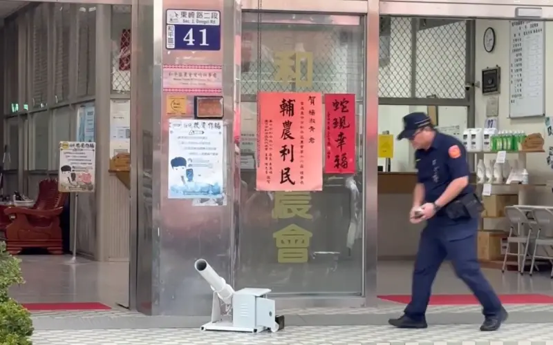 ▲就是山上趕猴子的空氣束槍,製造了虛驚。(圖/記者顏幸如攝,2025.06.27)
