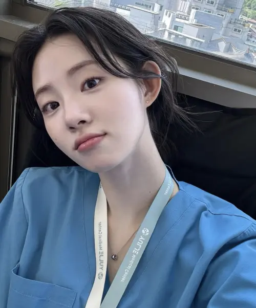 ▲申始雅和李到晛將一起出演《銀河大酒店》。（圖／申始雅IG）