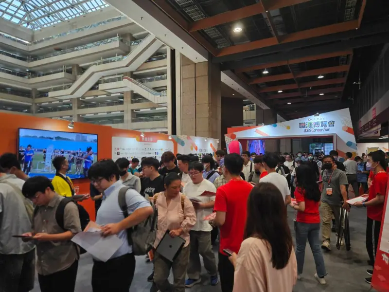 ▲104人力銀行今年擴大舉辦2025職涯博覽會，集結超過200家企業現場徵才。（圖／104人力銀行提供）