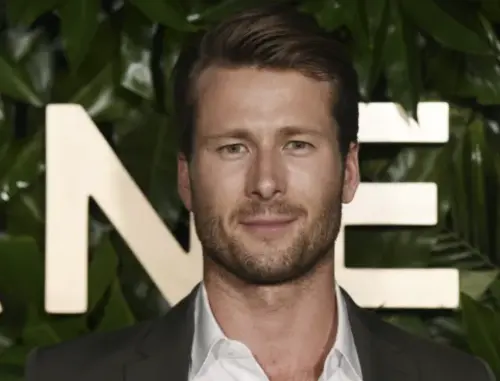 ▲葛倫鮑威爾在《捍衛戰士:獨行俠》後急速暴紅,目前各種片型邀約不斷,幾乎都是領銜主演的分量,很難再回去當配角。(圖/美聯社/達志影像) ▲葛倫鮑威爾在《捍衛戰士:獨行俠》後急速暴紅,目前各種片型邀約不斷,幾乎都是領銜主演的分量,很難再回去當配角。(圖/美聯社/達志影像)