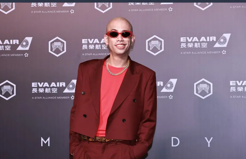 ▲呂士軒（如圖）奪下第36屆金曲獎最佳華語男歌手獎，擊敗強敵蕭煌奇、李榮浩、柏霖及林家謙，對此，評審團主席丁曉雯透露第一輪就決定是呂士軒，勝出關鍵點在於「說唱功力及音樂轉折性。」（圖／NOWNEWS攝影中心）