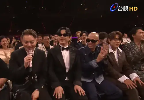 蕭煌奇金曲獎也要開地獄梗!放話載大家去慶功宴 ▲蕭煌奇金曲獎也要開地獄梗!放話載大家去慶功宴(圖/GMA金曲獎頒獎典禮暨國際音樂節YouTube)