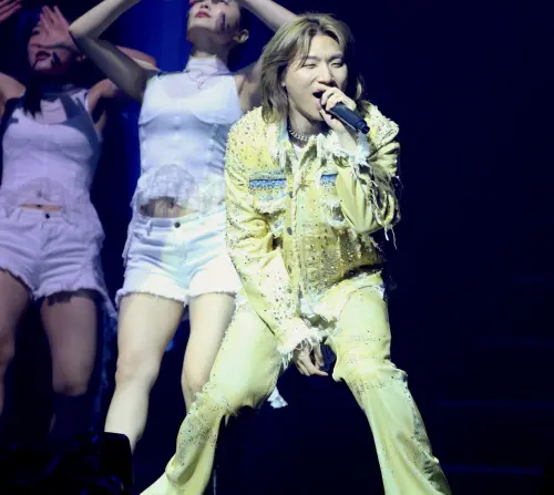 ▲大聲感謝粉絲支持，稱這次是正式巡演首站，自豪喊話「我就是這樣子的男人！」（圖／COME ON JKSSP）