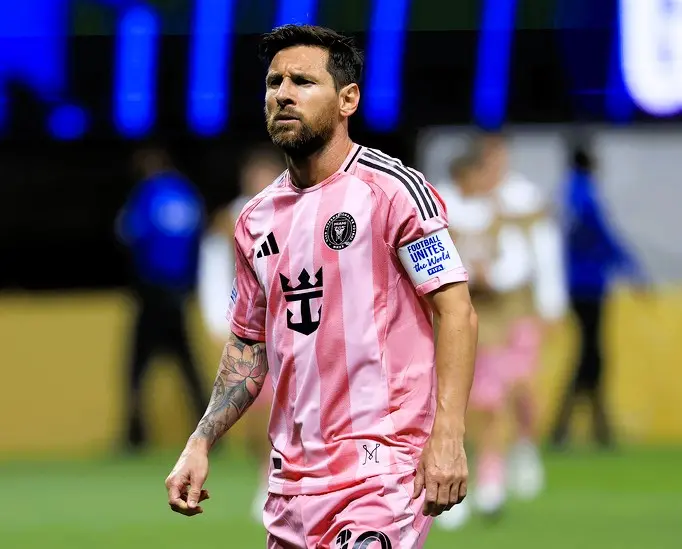 ▲梅西(Lionel Messi)此役幾乎被徹底壓制。除了下半場頭槌製造一次攻門機會外，整體比賽中與進攻組織的連結寥寥無幾。（圖／美聯社／達志影像）