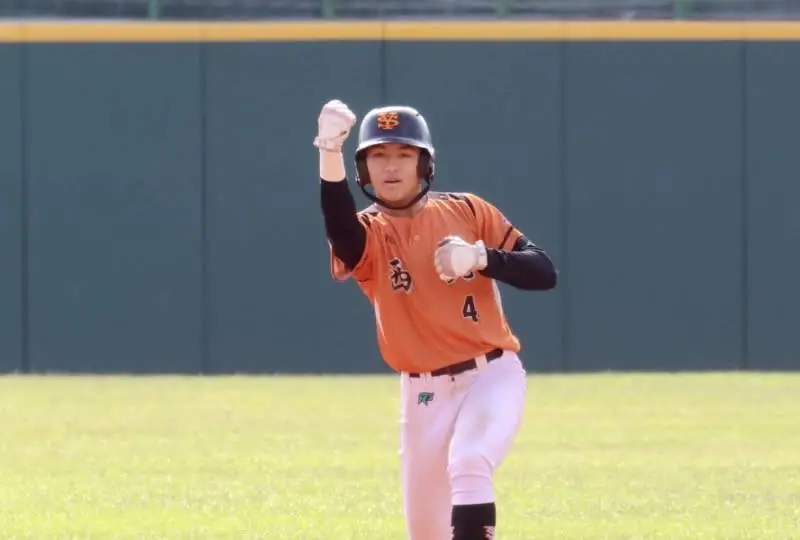 ▲高三賽季起吳承皓展現出火燙的打擊能力與強烈企圖心，喊出進軍中職的目標。（圖／學生棒聯提供）