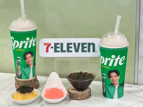 ▲全品項思樂冰可10元加購原味珍珠／水蜜桃爆爆珠／統一布丁。（圖／業者提供）