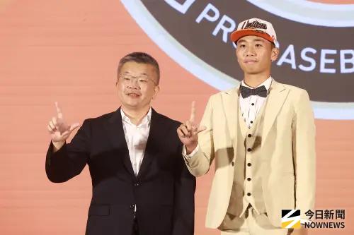 中職／統一獅選秀新人全數簽約！曾偉喆520萬、哀宥宇410萬加盟
