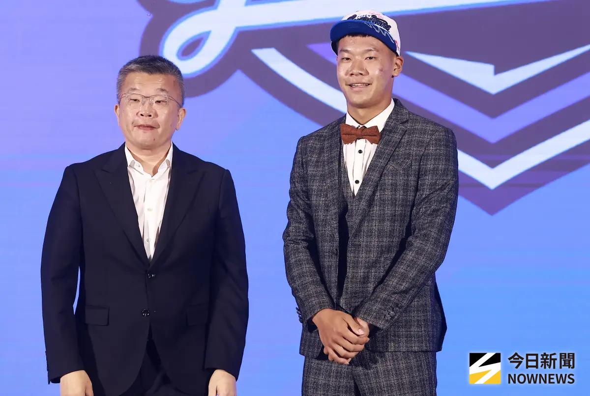 ▲中華職棒2025選秀榜眼由富邦悍將選進普門高中的捕手張育豪。（圖／記者葉政勳攝 ,2025.06.30）