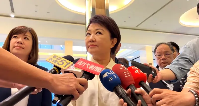 ▲盧秀燕被問到找胡志強當黨主席代理人時，突然瞪大眼，現場有人忍不住笑了出來。（圖／台中市政府提供，2025.06.30）