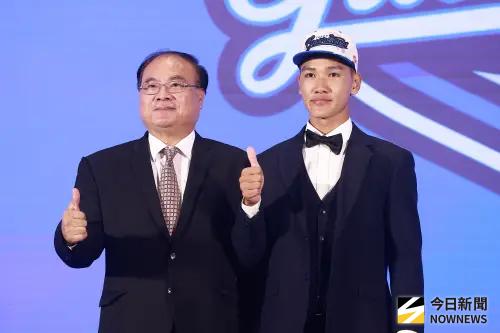 ▲中華職棒2025選秀會第二輪，富邦悍將挑中穀保家商外野手劉承佑。（圖／記者葉政勳攝 ,2025.06.30）