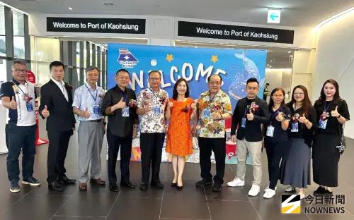 ▲麗星郵輪公司舉辦領航星號郵輪首航高雄及訪船儀式，旅遊業者與會。(圖／記者黃守作攝，2025.06.30)