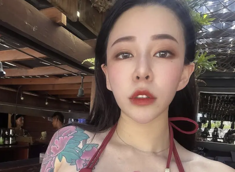 ▲知名部落客Doris（許家瑜）6月28日過世，她的弟弟在IG發文證實，讓許多粉絲震驚不已。（圖／翻攝自IG dorisdog1119）