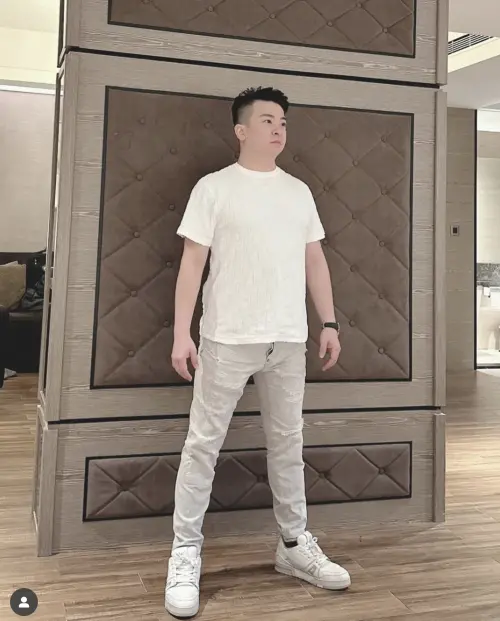 ▲疲老闆（圖／翻攝自疲老闆IG）