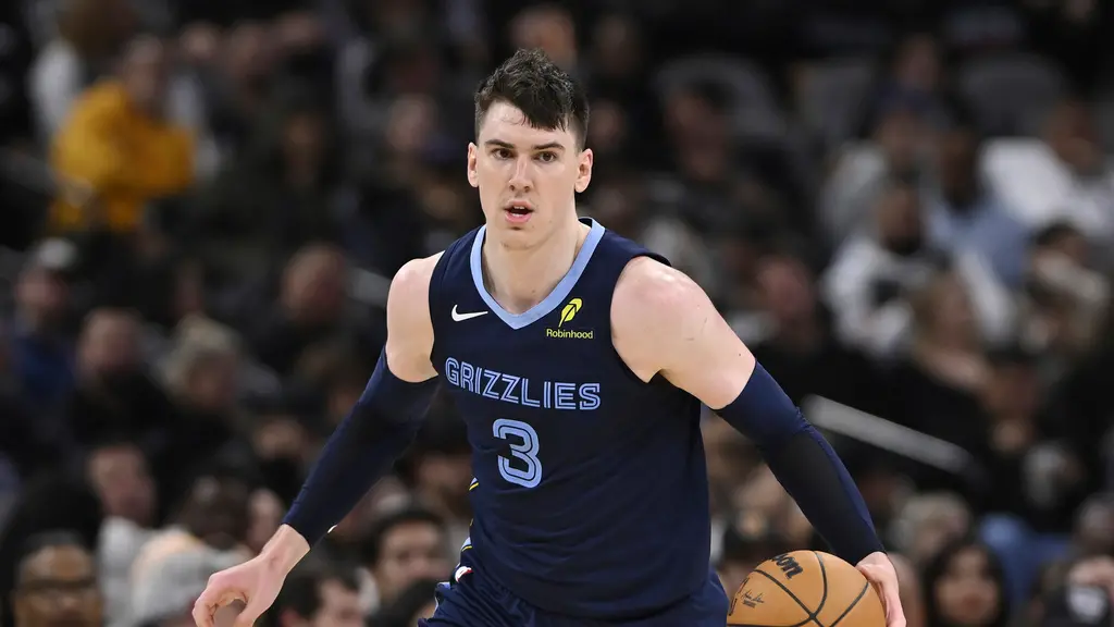 ▲湖人網羅前年度最佳防守球員史馬特（Marcus Smart），球隊陣中還有另一位被忽視的防守拼圖，那就是這個夏天剛加入球隊的拉拉維亞（Jake LaRavia）。（圖／美聯社／達志影像）