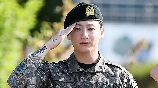 ▲BTS（防彈少年團）成員柾國剛退伍，住宅就遭一名中國女私生飯闖入，該名女子在他家門口狂按密碼被監視器拍下，最終遭逮補，經紀公司BIGHIT也宣布提告，表示：「對侵犯隱私絕不姑息！」（圖／翻攝自柾國IG）