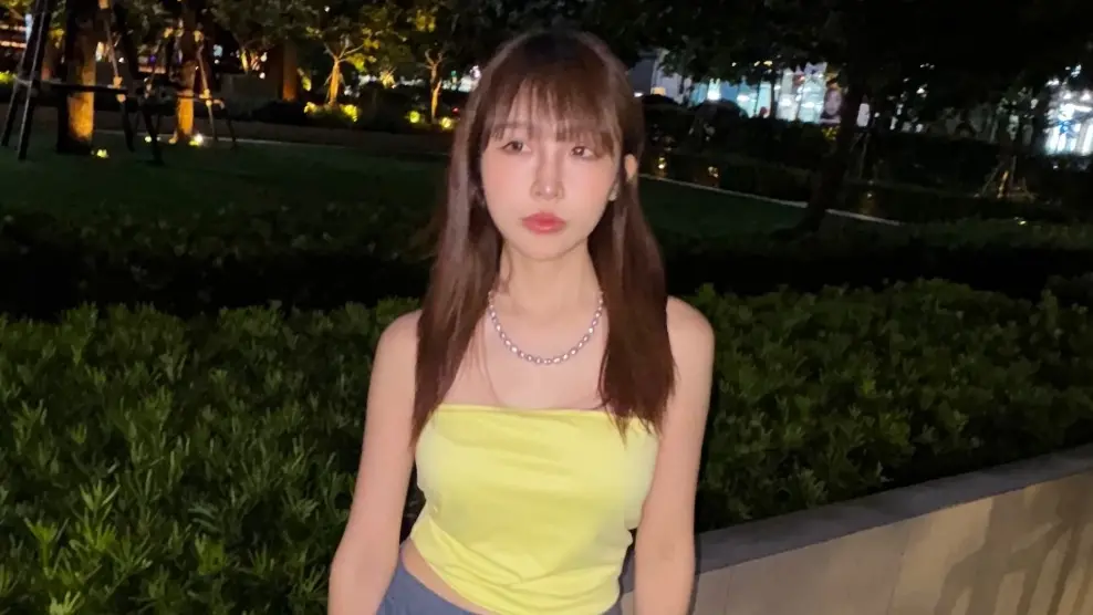 ▲藝人張若凡（如圖）捲入借錢不還風波，傳出向女粉絲借款30萬跳票，引發熱議。張若凡今（16）日再發長文自揭身世，坦承是爸爸外面的小孩，也透露家中貸款困境。（圖／翻攝自張若凡IG ＠ruofan_nice）