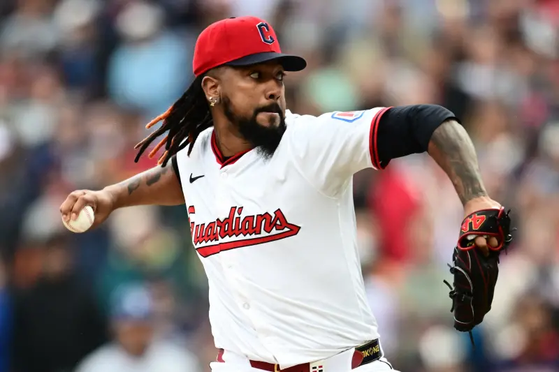 ▲今年美國職業棒球大聯盟（Major League Baseball）休賽季的一大新聞莫過於克里夫蘭守護者（Cleveland Guardians）的明星終結者克拉塞（Emmanuel Clase）涉入的假球風波，後續一些內幕也隨之浮上檯面，其中洛杉磯道奇的帕赫斯（Andy Pages）的一次「揮空」更是直接讓投注者損失慘重。（圖／路透／達志影像）