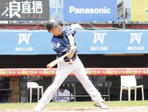 ▲馬國弼喜歡棒球，自己也下場去打，從原先只是和球迷賭輸贏，到最後竟簽賭而欠下巨債。（圖／摘自IG）