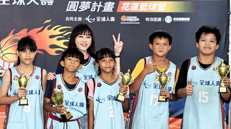 ▲全球人壽品牌暨公關處副總經理蕭乃心(中)全程參與活動。（圖／全球人壽提供）