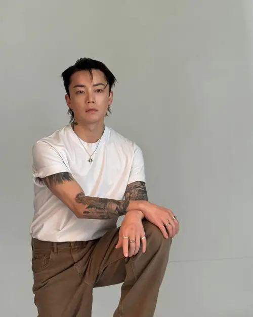 ▲wootae(禹泰)被爆跟惠利戀愛ING。(圖/wootae IG) ▲wootae(禹泰)被爆跟惠利戀愛ING。(圖/wootae IG)