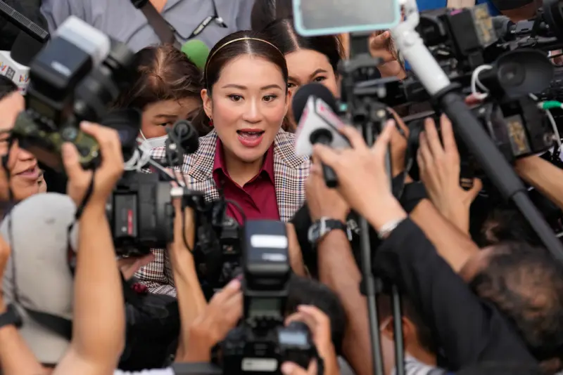 ▲泰國總理貝東丹今（1）日確定被憲法法庭暫停職務，全案審理中。（圖／美聯社／達志影像）