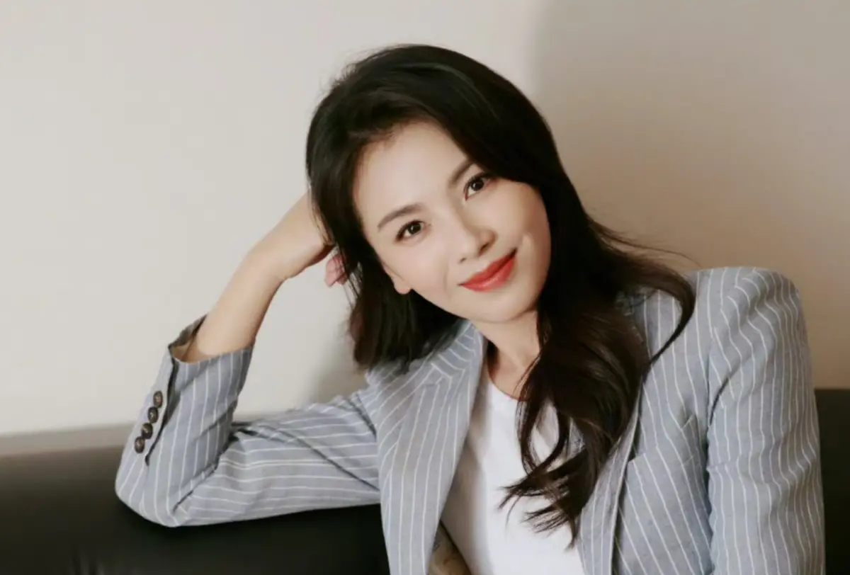 ▲劉濤（如圖）在《羋月傳》中飾演孫儷的姊姊，過去她為了幫破產老公王珂還債復出演藝圈，第一時間跟好友秦海璐借錢，秦海璐二話不說就借她一半的身家。（圖／翻攝自劉濤微博）