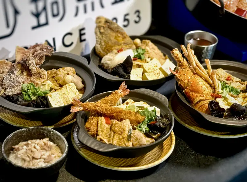 ▲林聰明沙鍋魚頭插旗台北101，將於明（2）日正式開幕，每人平均價格定在288～499元。101店菜色主打8款主題套餐，包含沙鍋龍蝦套餐、沙鍋龍虎斑魚頭套餐、沙鍋魷魚套餐等，完整菜單與售價一次看。（圖／記者葉盛耀攝）