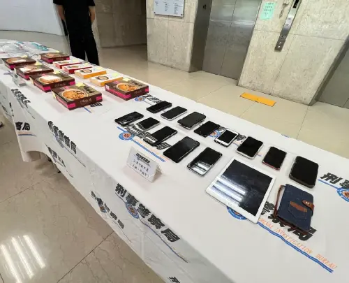 刑事局和日方合作偵破跨國走私案,逮捕台灣運毒主嫌夏男、以及日籍嫌犯。 ▲ 刑事局和日方合作偵破跨國走私案,逮捕台灣運毒主嫌夏男、以及日籍嫌犯。(圖/翻攝畫面)