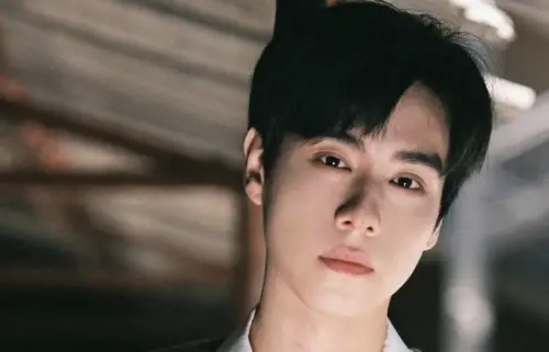 「胡一天退休了」登微博熱搜！昔熱戀李一桐爆紅　為1原因回不去
