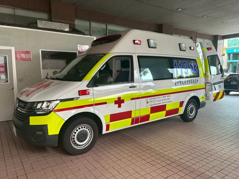 快訊／台中西屯驚傳墜樓悲劇！22歲男重摔路面全身骨折亡