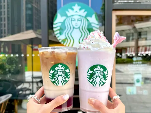 星巴克買一送一!「脆糖紫紅薯燕麥瑪奇朵」新品開喝 CAMA折10元 ▲星巴克7月新品「脆糖紫紅薯燕麥瑪奇朵」中杯170元、大杯185元、特大杯200元。(圖/星巴克提供)