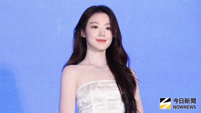 ▲女團i-dle（舊團名：(G)I-DLE）台灣成員葉舒華（如圖）、CRAVITY台灣成員Allen，確定擔任今年桃園AAA（Asia Artist Awards／亞洲明星盛典）的慶典《ACON 2025》主持人。（圖／記者陳明安攝）