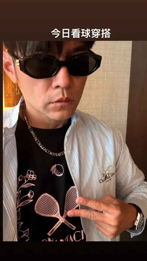 ▲周杰倫今日曬出自己去看網球的穿搭。（圖／翻攝自周杰倫IG）