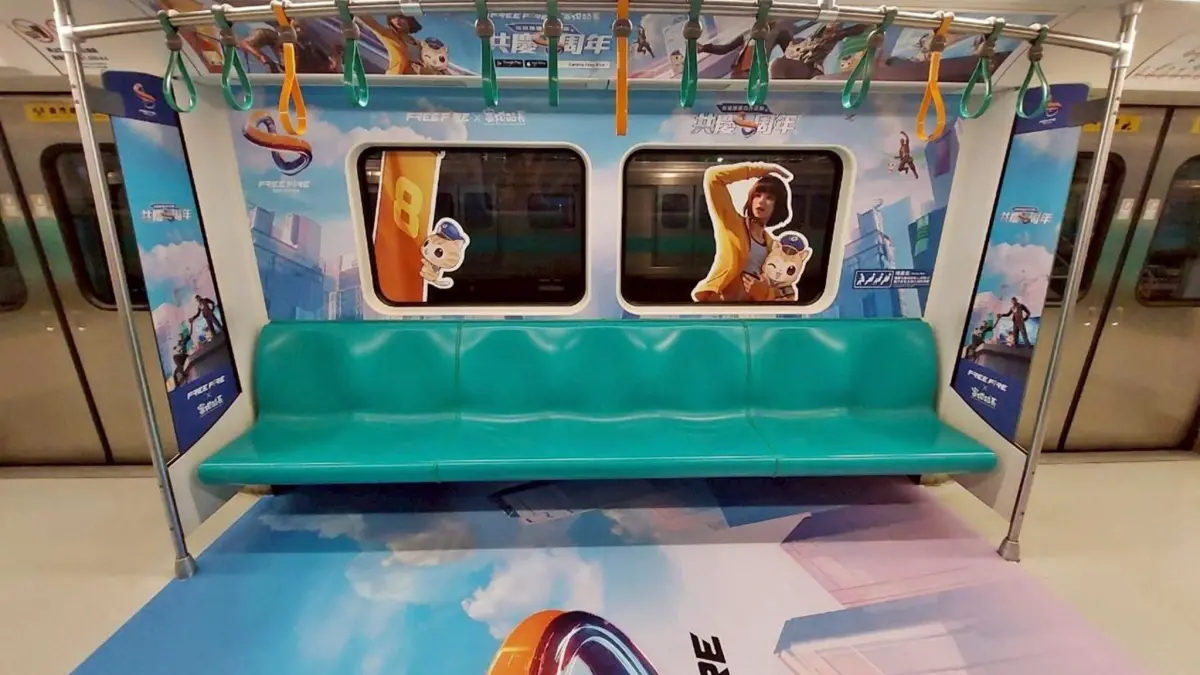 ▲「Free Fire 8 周年 X 蜜柑」聯名彩繪車廂已正式啟程，藏身於高雄捷運某列指定車廂內。（圖／翻攝畫面）