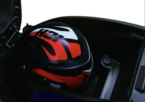 三陽SYM Orbit III 125有許多滿足國外騎士需求的設計,其中大容量置物空間受到不少國外車媒好評。(圖/取自台灣三陽SYM官網) ▲三陽SYM Orbit III 125有許多滿足國外騎士需求的設計,其中大容量置物空間受到不少國外車媒好評。(圖/取自台灣三陽SYM官網)