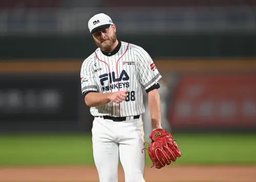 ▲樂天桃猿洋投波賽樂表示，香蕉隊初期以競技為主，直到疫情後才完全變成特技球隊。（圖／樂天桃猿提供）