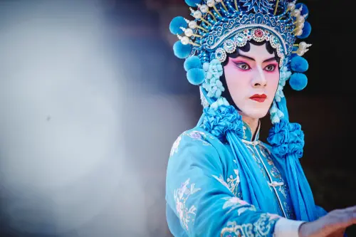 李國毅曾在電視劇《商魂》中挑戰京劇演出 ▲李國毅曾在電視劇《商魂》中挑戰京劇演出(圖/三立提供)