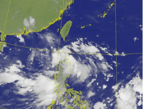 發展醞釀的位置就在台灣附近。(圖/翻攝自中央氣象署) ▲發展醞釀的位置就在台灣附近。(圖/翻攝自中央氣象署)