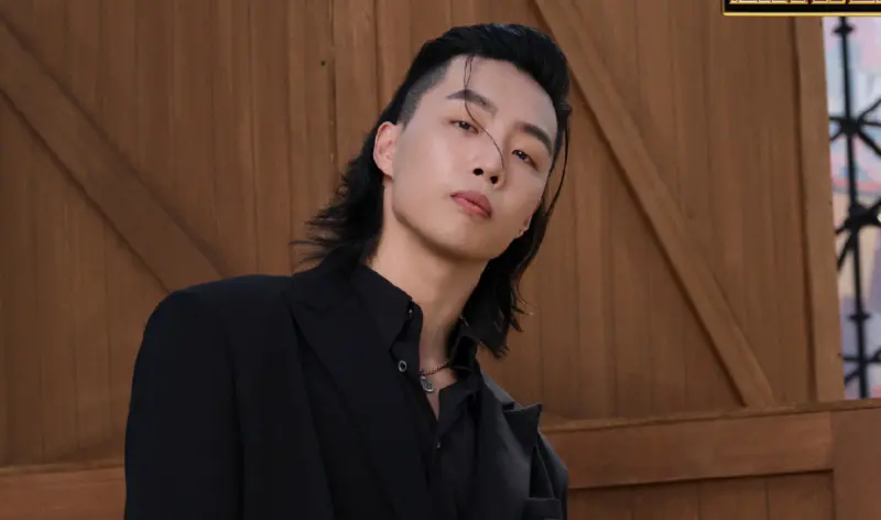 ▲肖戰前隊友陳澤希（如圖）遭爆劈腿多女，陳澤希前女友寫下長文狠酸他：「參加《新說唱》還分神去開房」，難怪被淘汰。（圖／新說唱2025微博）