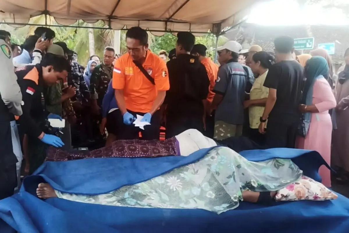 ▲印尼峇里海峽發生載有65人的渡輪沉船悲劇。（圖／美聯社／達志影像）